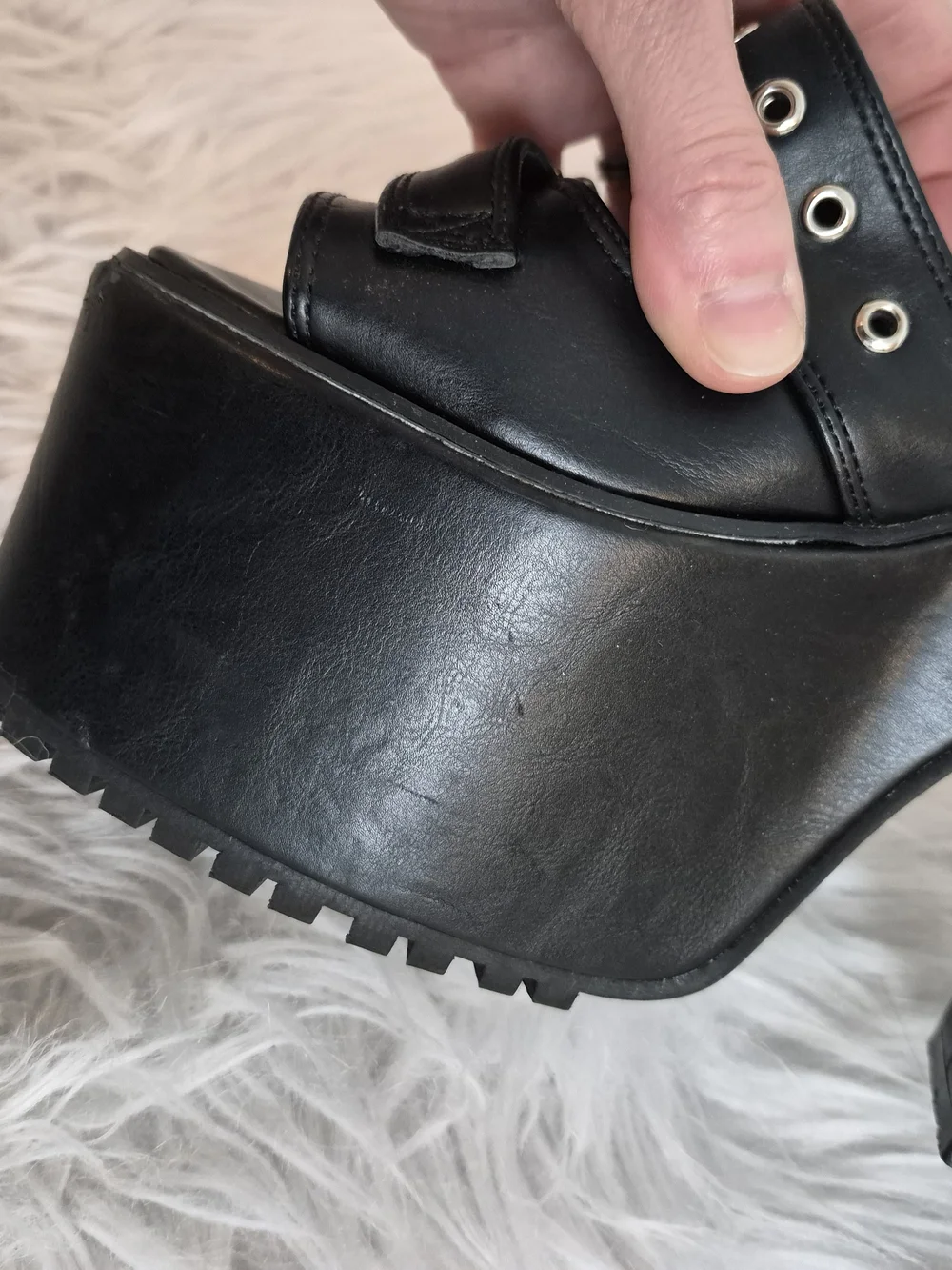 Yosuke Gothic Black Platform Buckle High-Heel Sandals Size 7 1/2